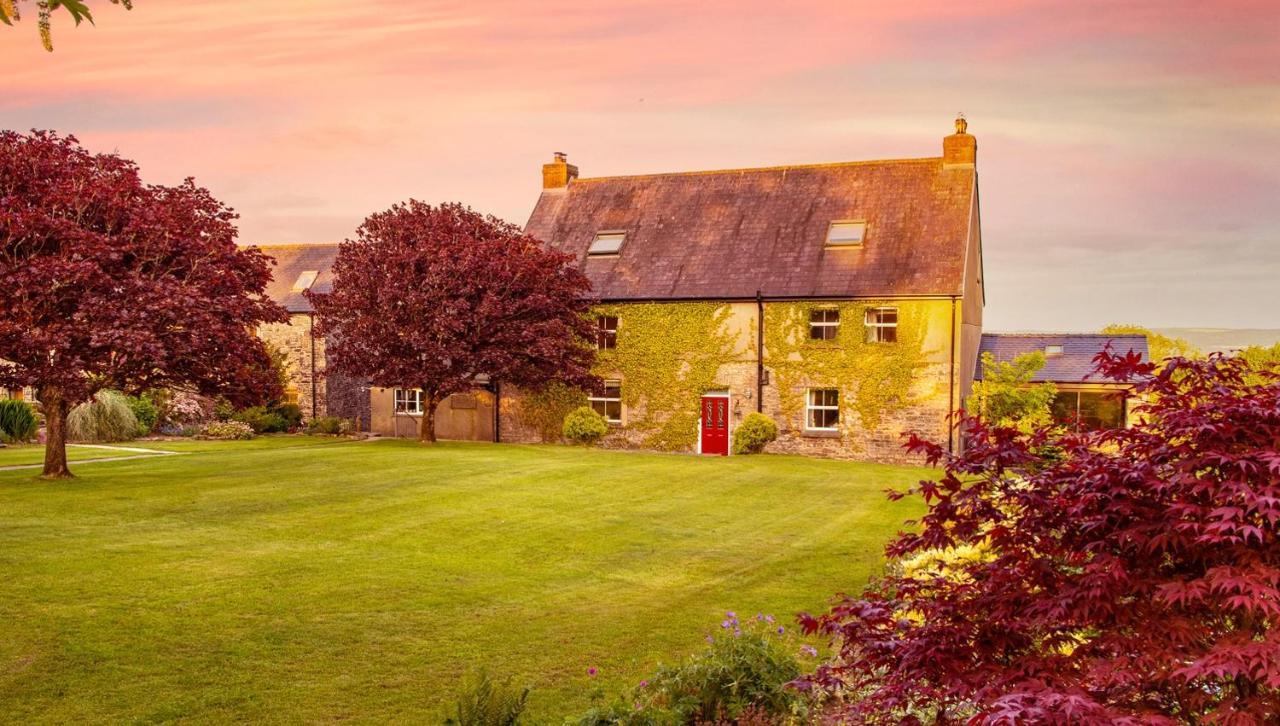 Kidwelly Farmhouse B&B Ngoại thất bức ảnh